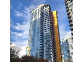 Photo 1: 2107 602 CITADEL Parade in Vancouver: Downtown VW Condo for sale in "Spectrum by Concorde Pacific" (Vancouver West)  : MLS®# R2684715