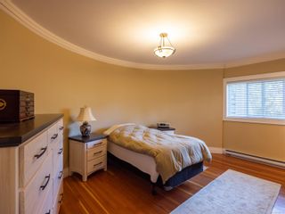 Photo 12: 521 Linden Ave in Victoria: Vi Fairfield West Other for sale : MLS®# 886115