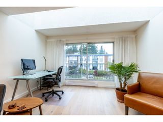 Photo 4: 309 1050 HOWIE Avenue in Coquitlam: Central Coquitlam Condo for sale in "Monterey Gardens" : MLS®# R2431346