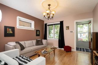 Photo 2: 417 Garlies Street in Winnipeg: Sinclair Park Residential for sale (4C)  : MLS®# 202222453