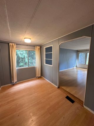 Photo 6: 18 1416 NORTH Road in Gibsons: Gibsons & Area Manufactured Home for sale in "BEARS TALE VILLAGE" (Sunshine Coast)  : MLS®# R2868845