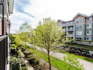 Photo 16: 302 19530 65 Avenue in Surrey: Clayton Condo for sale in "WILLOW GRAND" (Cloverdale)  : MLS®# R2453347