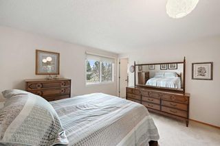 Photo 18: 232 Silver Brook Way NW in Calgary: Silver Springs Detached for sale : MLS®# A2129145