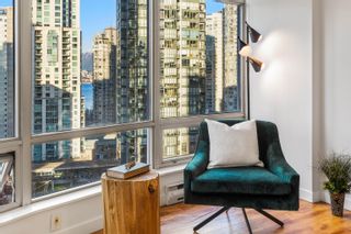 Photo 6: 1005 1288 ALBERNI Street in Vancouver: West End VW Condo for sale in "THE PALISADES" (Vancouver West)  : MLS®# R2664269