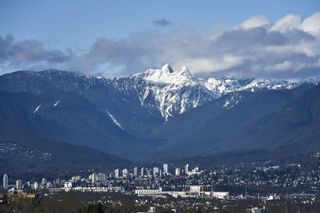 Photo 3: 1005 6055 NELSON Avenue in Burnaby: Forest Glen BS Condo for sale in "La Mirage II" (Burnaby South)  : MLS®# R2529791