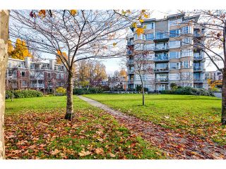 Photo 20: 201 2655 Cranberry Dr in : Kitsilano Condo for sale (Vancouver West)  : MLS®# V1036126
