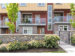 Photo 2: 22 235 Island Hwy in VICTORIA: VR View Royal Row/Townhouse for sale (View Royal)  : MLS®# 758917