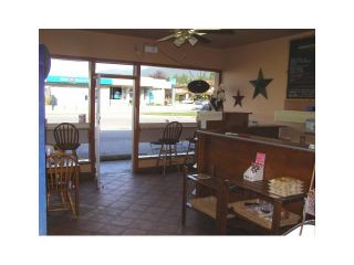 Photo 3: 5639 COWRIE Street in SECHELT: Sechelt District Commercial for sale (Sunshine Coast)  : MLS®# V4024387