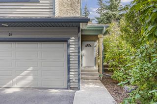 Photo 2: 21 164 Rundle Drive: Canmore Row/Townhouse for sale : MLS®# A1258340