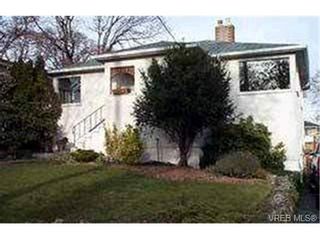 Photo 1: 2625 Fernwood Rd in VICTORIA: Vi Oaklands House for sale (Victoria)  : MLS®# 308106