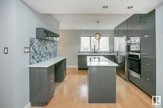 Photo 4: 9319 98 Avenue in Edmonton: Zone 18 Attached Home for sale : MLS®# E4302404