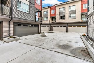 Photo 1: 5 7218 188 Street in Surrey: Clayton Townhouse for sale in "THE CORNERS" (Cloverdale)  : MLS®# R2755754