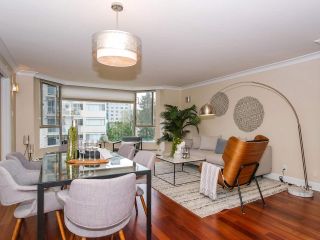 Photo 8: 403 2108 W 38TH Avenue in Vancouver: Kerrisdale Condo for sale in "The Wilshire" (Vancouver West)  : MLS®# R2355468