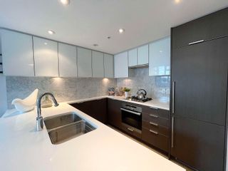 Photo 6: 608 110 SWITCHMEN Street in Vancouver: Mount Pleasant VE Condo for sale in "THE LIDO" (Vancouver East)  : MLS®# R2627684