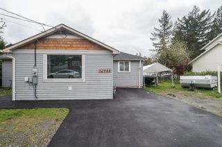 Photo 2: 32944 14TH Avenue in Mission: Mission BC House for sale : MLS®# R2871250