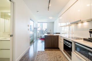 Photo 11: 2503 1308 HORNBY Street in Vancouver: Downtown VW Condo for sale in "SALT" (Vancouver West)  : MLS®# R2763551
