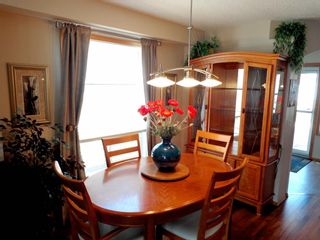 Photo 8: 422 Jenkins Drive: Red Deer Row/Townhouse for sale : MLS®# A1090069