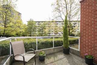 Photo 18: 102 128 W 8TH Street in North Vancouver: Central Lonsdale Condo for sale in "The Library" : MLS®# R2575197