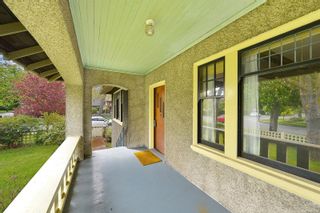 Photo 5: 2370 WINDSOR Rd in Oak Bay: OB South Oak Bay House for sale : MLS®# 901600