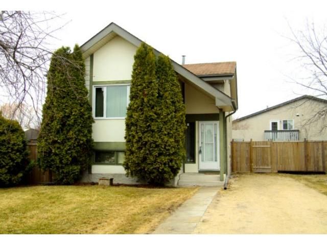 Main Photo: 27 Kilburn Place in WINNIPEG: St Vital Residential for sale (South East Winnipeg)  : MLS®# 1107007