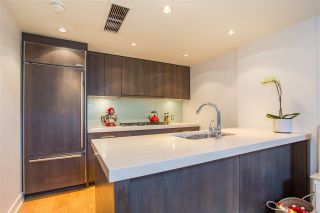 Photo 7: 1447 HOWE STREET in Vancouver: Yaletown Townhouse for sale (Vancouver West)  : MLS®# R2281638