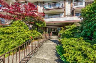 Photo 19: 211 1360 MARTIN Street: White Rock Condo for sale in "WEST WINDS" (South Surrey White Rock)  : MLS®# R2362509