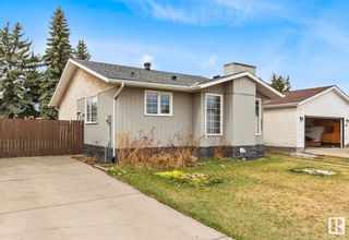 Photo 3: 2052 48 Street in Edmonton: Zone 29 House for sale : MLS®# E4384786