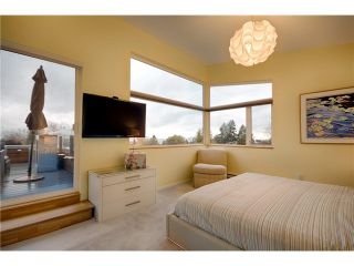 Photo 9: 1040 GRAND BV in North Vancouver: Boulevard House for sale : MLS®# V1067780