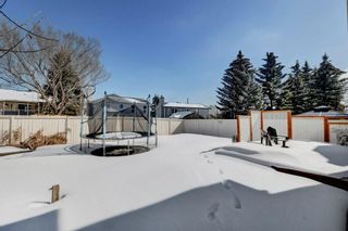 Photo 27: 44 Woodmont Rise SW in Calgary: Woodbine Detached for sale : MLS®# A2033461