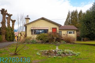 Photo 2: 9685 MCLEOD Road in Rosedale: East Chilliwack House for sale (Chilliwack)  : MLS®# R2760436