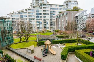 Photo 7: 2203 1228 MARINASIDE Crescent in Vancouver: Yaletown Condo for sale in "CRESTMARK II" (Vancouver West)  : MLS®# R2725003