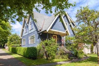 Photo 1: 2487 KITCHENER Street in Vancouver: Renfrew VE House for sale in "2nd Address: 1377 Kamloops" (Vancouver East)  : MLS®# R2072016