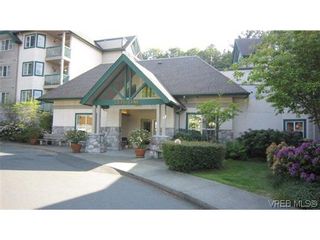 Photo 1: 122 290 Island Hwy in VICTORIA: VR View Royal Condo for sale (View Royal)  : MLS®# 608285