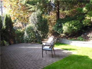 Photo 8: 955 HERITAGE Boulevard in North Vancouver: Seymour Townhouse for sale in "Heritage In The Woods" : MLS®# V1031683