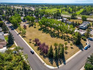 Photo 37: 11111 Braxton Road SW in Calgary: Braeside Detached for sale : MLS®# A2066447