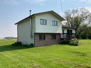 Main Photo: RR22 in Rural Barrhead No. 11, County of: Rural Barrhead County Detached for sale : MLS®# A2137223