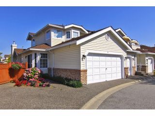 Photo 1: 6 9163 FLEETWOOD Way in Surrey: Fleetwood Tynehead Townhouse for sale in "Fountains of Guildford" : MLS®# F1323715