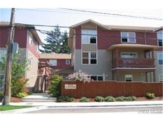Photo 1:  in VICTORIA: La Langford Proper Row/Townhouse for sale (Langford)  : MLS®# 429522