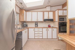 Photo 18: 24 7701 Central Saanich Rd in Central Saanich: CS Saanichton Manufactured Home for sale : MLS®# 915965