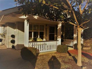 Photo 2: 5625 CASCADE Crescent in Sechelt: Sechelt District House for sale (Sunshine Coast)  : MLS®# R2129353