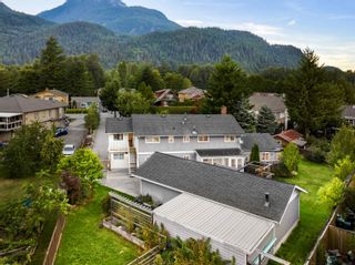 Photo 39: 39726 GOVERNMENT Road in Squamish: Northyards House for sale in "NORTHYARDS" : MLS®# R2818147