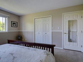 Photo 11: 6421 Loganberry Pl in Central Saanich: CS Tanner House for sale : MLS®# 935359