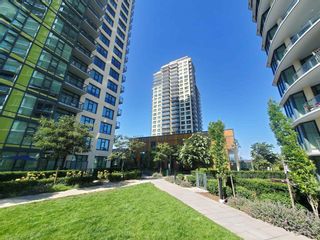 Photo 1: 1402 7303 Noble Lane in Burnaby: Edmonds BE Condo for sale (Burnaby East)  : MLS®# R2799189