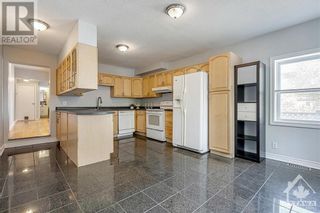 Photo 9: 341 BELL STREET S in Ottawa: House for sale : MLS®# 1385769
