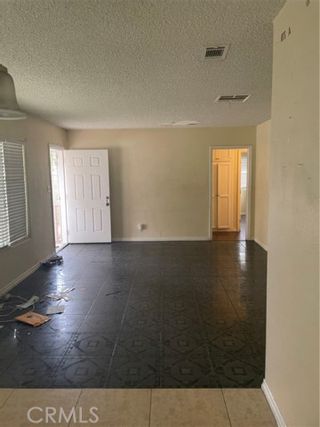 Photo 4: Condo for sale : 6 bedrooms : 4081 N Mountain View Avenue in San Bernardino