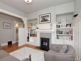 Photo 3: 2751 Roseberry Ave in VICTORIA: Vi Oaklands House for sale (Victoria)  : MLS®# 714816