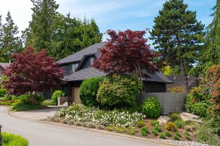 Photo 2: 5185 ALDERFEILD Place in West Vancouver: Upper Caulfeild House for sale : MLS®# R2706565