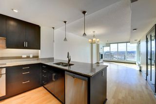 Photo 7: 902 888 4 Avenue SW in Calgary: Downtown Commercial Core Apartment for sale : MLS®# A2030977
