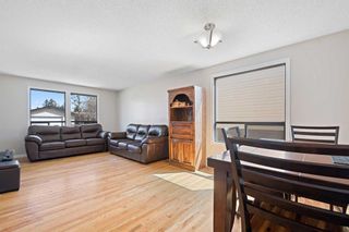 Photo 7: 111 Bow Green Crescent NW in Calgary: Bowness Detached for sale : MLS®# A2130399