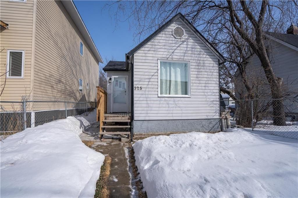 Main Photo: 325 William Newton Avenue in Winnipeg: Elmwood Residential for sale (3A)  : MLS®# 202304539